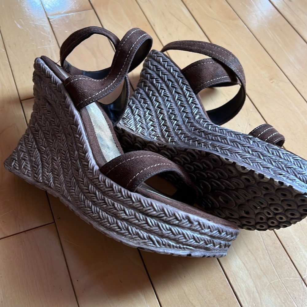 Zigi New York Tan Suede Wedge